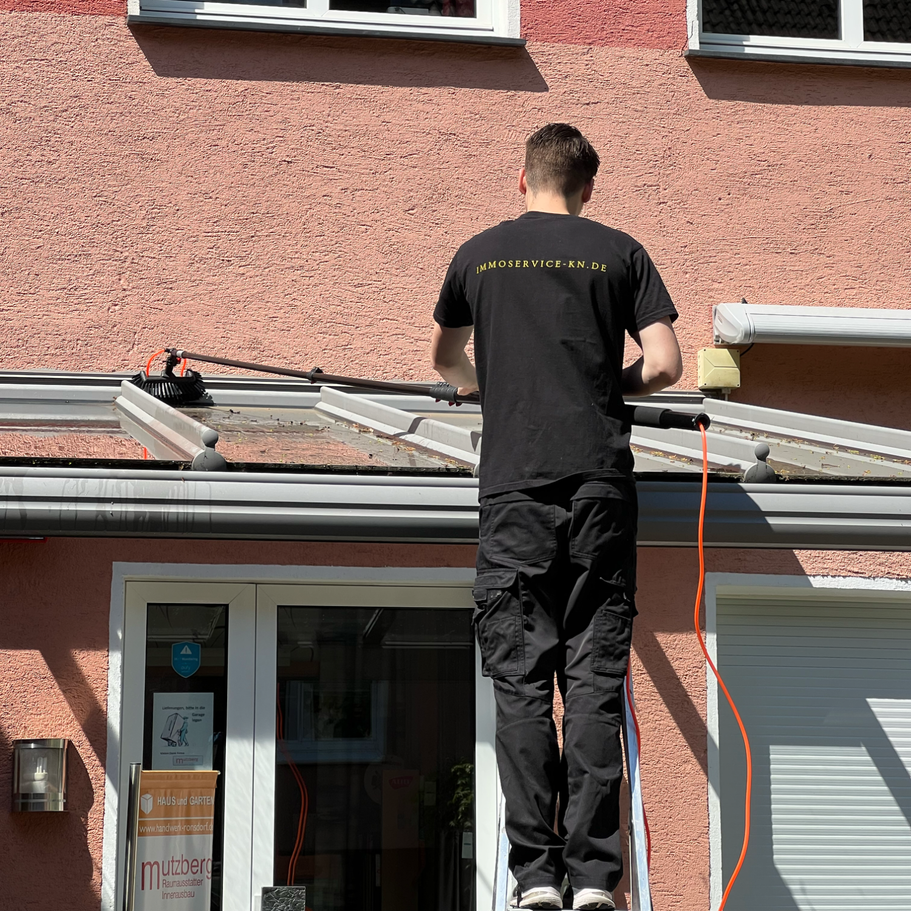 Eingeschäumter Teppichboden eines Büros in Wuppertal
